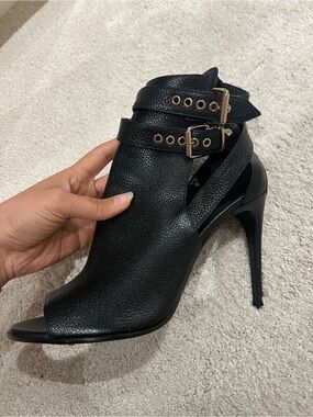 Burberry booties
